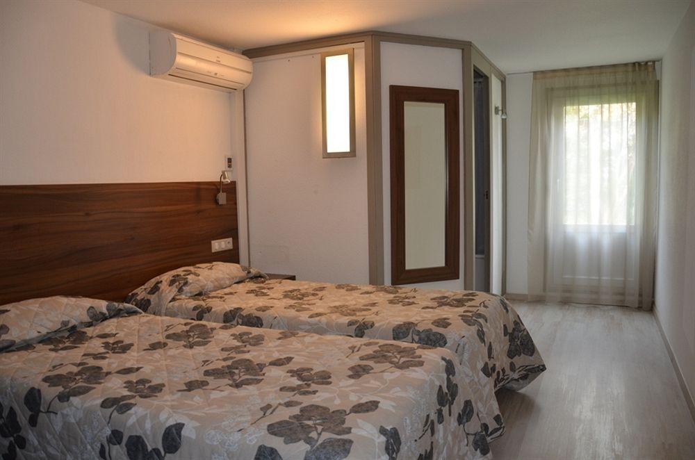 Hotel Brit Plaisance A9/a61 2*